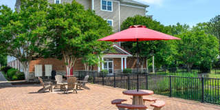 The Promenade at Red Apple Town Center Gallery 11