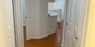Stunning 3 Bed 3 Bath Duplex in Placentia with Open Floor Plan and Vaulted Ceilings. Gallery 50