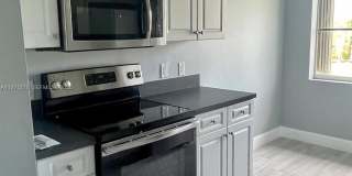 165 NW 96th Ter Gallery 4