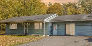 Charming 3BR House in Basom Gallery 1