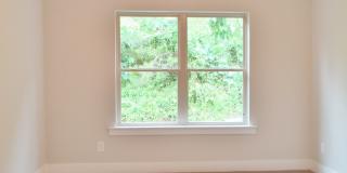 Beautiful Town Home with Garage in Chelsea... Available to View Now!!! Gallery 12