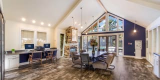 Glen at Lakewood Gallery 19