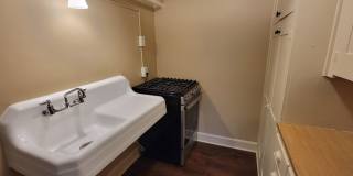 The Green Lodge Gallery 40