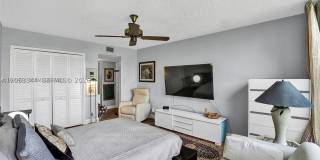 3970 Oaks Clubhouse Dr Gallery 4