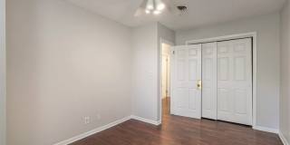 2426 1/2 S 16th St 2426 1/2 S 16th St Gallery 4