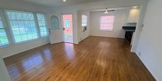 Adorable 2-bedroom home available for rent in Lakewood Mutuals! Gallery 3