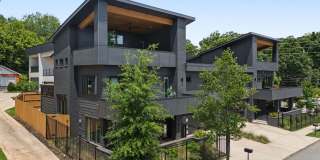Newly Furnished 5BR Townhome Near Emory, Decatur & Downtown Atlanta Gallery 1