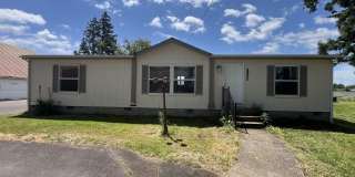 3 bedroom, 2 bath Home in the Country, Available Now! Gallery 1