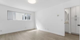 1009 N. Edinburgh Ave Gallery 16