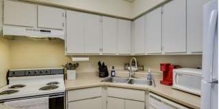 Champions Pines Apartment Homes Gallery 9