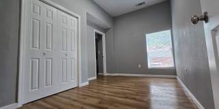 Stylish Newly Renovated 3-Bed, 2-Bath Retreat Gallery 12