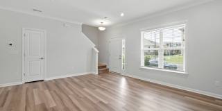 Like A Brand New 3 Bedroom Townhome in the heart of Steele Creek Area Gallery 7