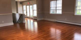 156 GREEN Street Gallery 11