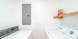 AUGUST PRE-LEASE! ADORABLE 3 bedroom! Gallery 33