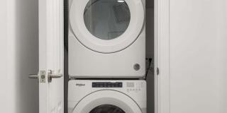 Eddy Redondo Residences Gallery 75