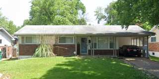 Charming 3-Bedroom Home in Convenient St. Louis County Location Gallery 1