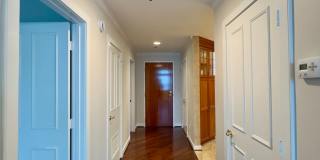 Elegant 2 Bedroom/2.5 Bathroom Apartment with Den, 2 Parking Spaces, and Storage Unit in Canton, Baltimore, MD! Gallery 3