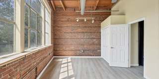 SoHo Lofts Gallery 9