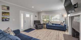 Renovated Spanish-Style 2/1 Beach Bungalow Just Steps to the Ocean! Gallery 10