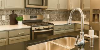 Modern 3BR/2.5BA Townhome in Prime Otsego Location for $2,599! Gallery 6