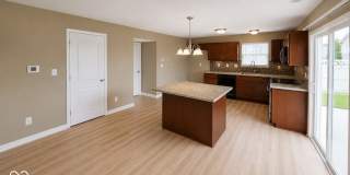 6245 Emerald Lake Court Gallery 4