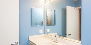 740 W Fulton St Gallery 5