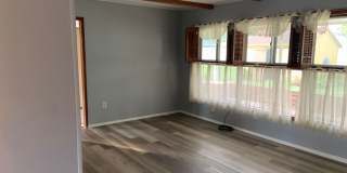 Beautiful Large 4 bedroom 2 bath in Levittown PA. Gallery 21