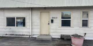 2817 W Rose Hill St Gallery 1