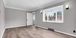 16639 Ward Street Gallery 3