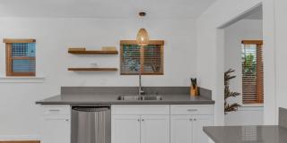 1006 N Crescent Heights Blvd Gallery 17