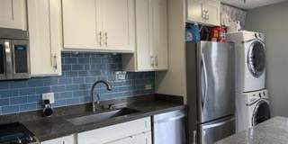 Available now | A Unfurnished 2 Bedroom, 1 Bath Apartment with 1 Assigned parking in Alexander Towers Gallery 1