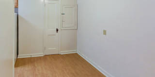 Schuyler Place Gallery 10
