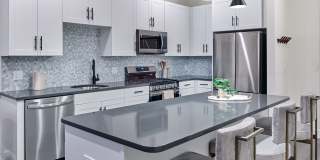 LIA by Vermella Gallery 32