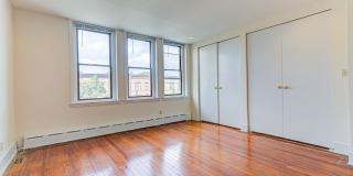 1825 S BROAD Street Gallery 15