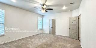 2216 Hornbeam Street Gallery 10