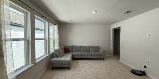 Wonderful 5 bedroom 4 bath home with Office + Media Room Gallery 26
