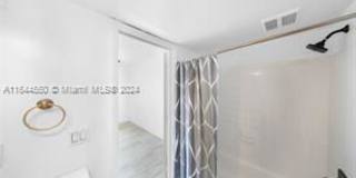 5760 Rock Island Road Gallery 18