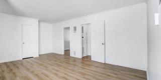 1545 N Laurel Gallery 7