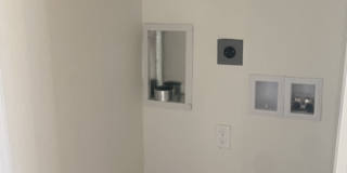 1316 Northeast 7th Street-A Gallery 13