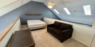 3-bedroom, 2.5 bathroom partially furnished home in Saint Joseph Gallery 24