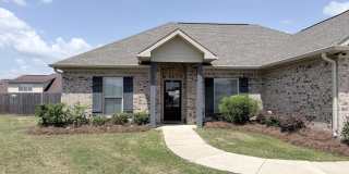 531 Birchwood Boulevard Gallery 1