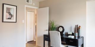 Greentree Gallery 21