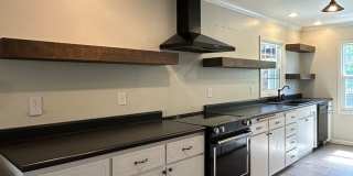 NEW LISTING In Desirable N. Richland Neighborhood; Walking Distance to Columbia River/Walking Path Gallery 11