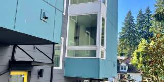 4 Star Green Built 2-Bedroom, 2-Bath + Den Townhome Gallery 20