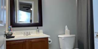 Grande Avenue Gallery 17