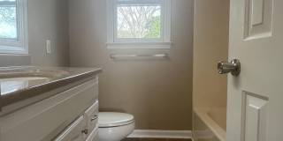 137 N Springs Court Gallery 15