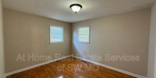 2027 S Kentwood Gallery 13
