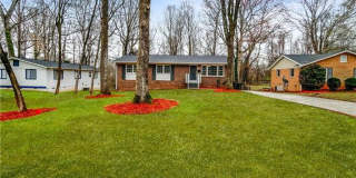 Room in 3 Bedroom Home at Foxcroft Dr Gallery 9
