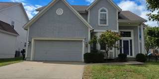 4-Bedroom, 2.5 Bath Single Family for Rent in Overland Park, KS | Attached Garage | Gated backyard Gallery 1