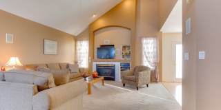 Great 3BR 2.5BA w/ Finished Basement! Excellent Location! Gallery 1